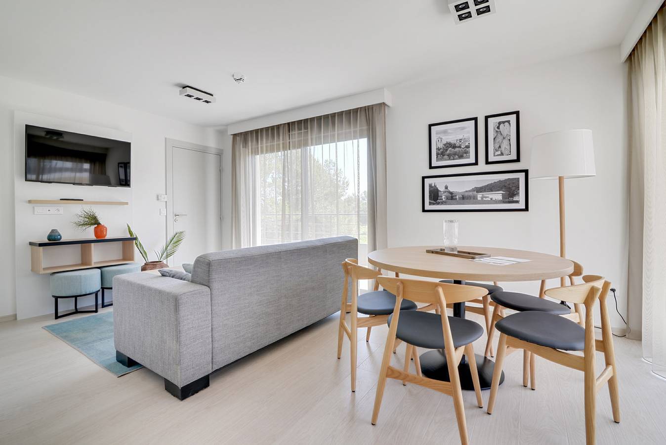Appartement entier, New family penthouse for 6 people with 2 bunk beds in Vence, Côte méditerranéenne (France)