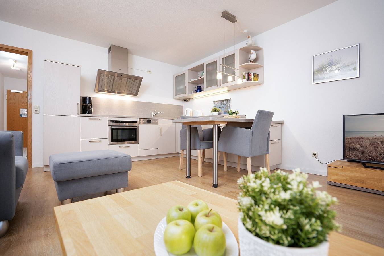 Entire holiday apartment, Strandresidenz Wohnung 1 in Haffkrug, East Holstein