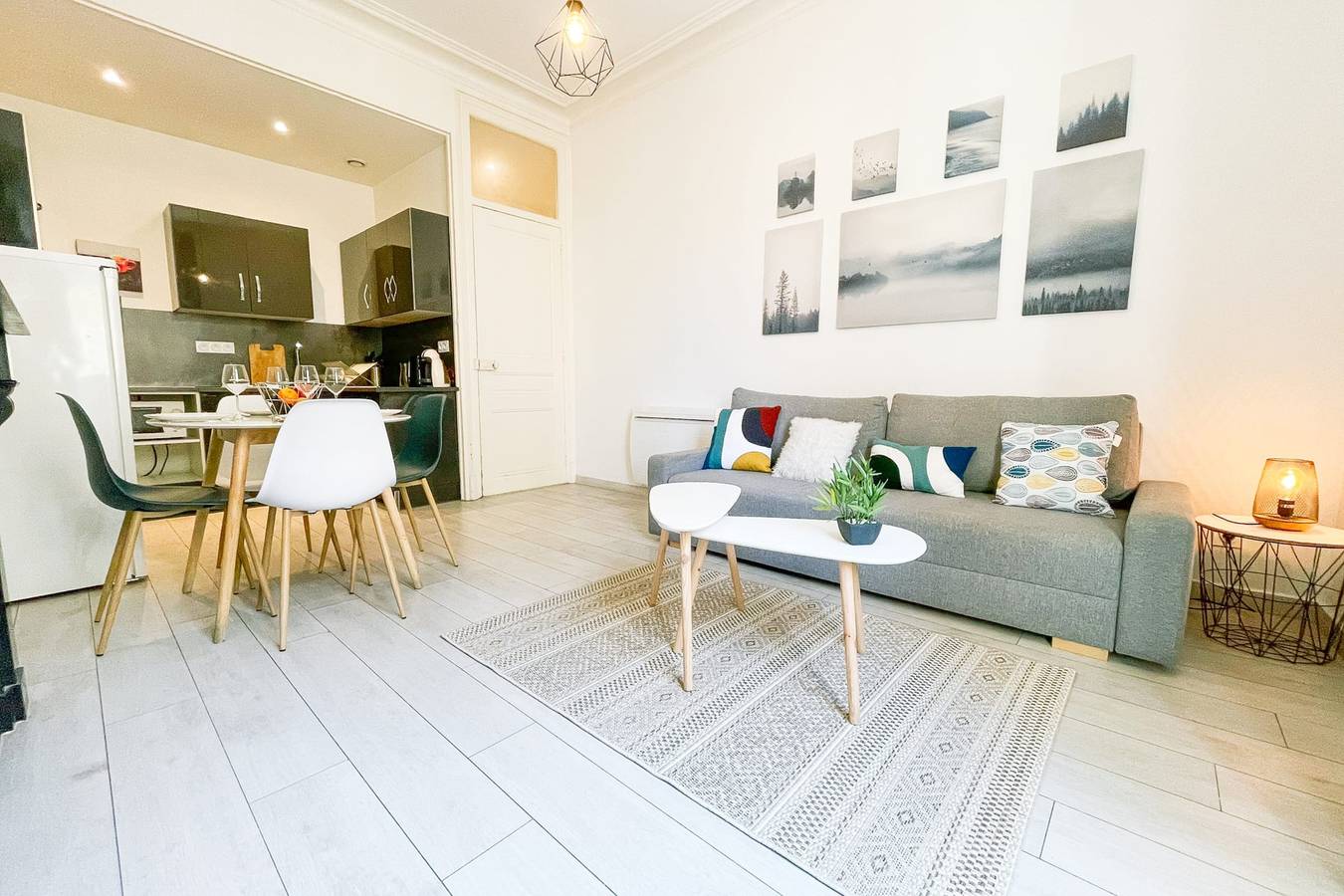 Appartement entier, #B3 | Light Pink |T2 proche Jaurès, Estacade | Lumineux 🦩 in Grenoble, Isère