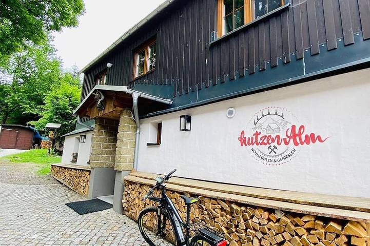 Ferienwohnung für 12 Personen, mit Terrasse und Pool sowie Whirlpool und Sauna