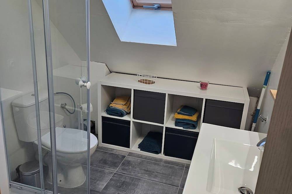 Appartement entier, Studio du Cèdre in Cuvilly, Oise