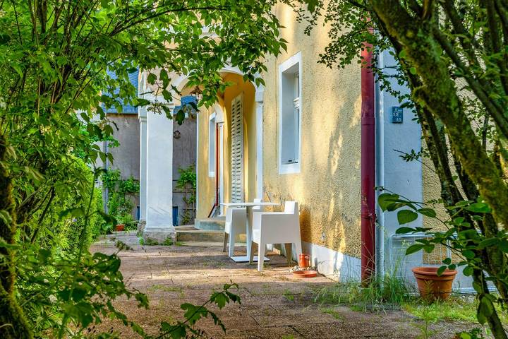 Ganze Wohnung, Minimalistisches Ferienapartment in der Oberpfalz in Neunburg vorm Wald, Naturpark Oberpfälzer Wald
