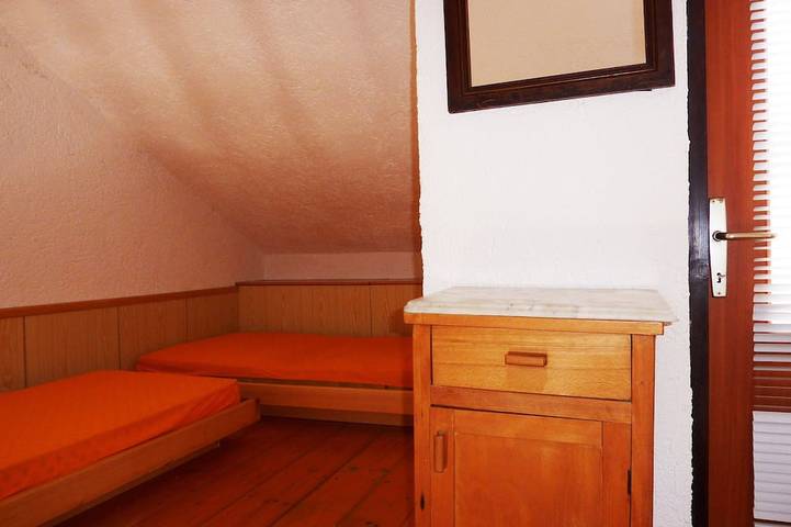 Ganze Wohnung, Ferienwohnung mit Balkon, eigener Eingang,  Strand- und Zentrumsnah gelegen. in Funtana, Vrsar-Funtana