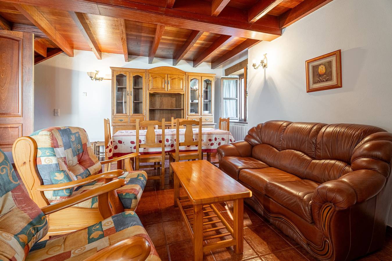 Ganze Wohnung, Apartment 'Casa Collado Sto Tomas 2' mit Bergblick und Gemeinschaftsterrasse in Parres, Costa Verde (Spanien)