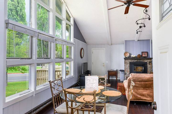 Vacation rental for 4 people, with balcony in Flagstaff