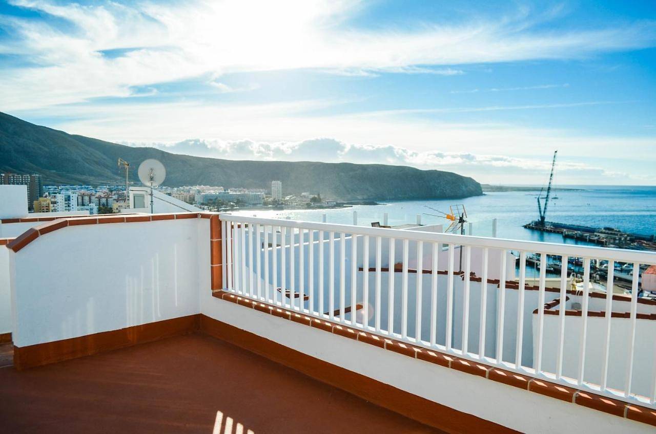Queen Room with Sea View in Los Cristianos, Arona