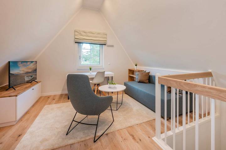 Modernes Ferienhaus im Fischerdorf mit Sauna & Gartenblick – ländlich & luxuriös in Zirchow, Usedom