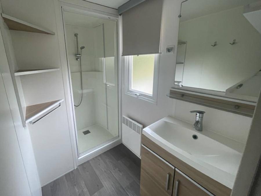 Tour Opérateur et particuliers sur camping Les Charmettes -  Funpass non inclus - Mobile home 6 persons - 2 bedrooms with air conditioning (Immobilhome) in Les Mathes, Côte de Beauté