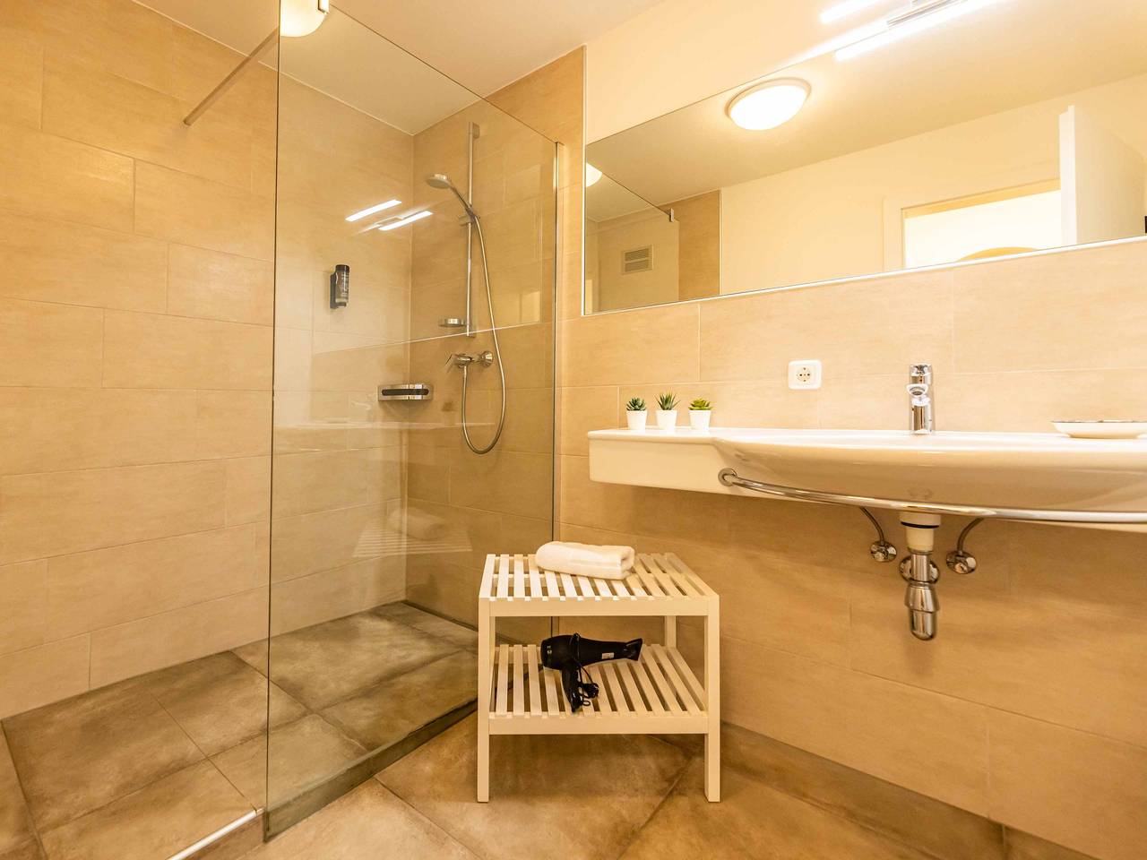 Hel lejlighed, Tevini Alpine Apartments - Glocknerblick in Zell am See, Pinzgau