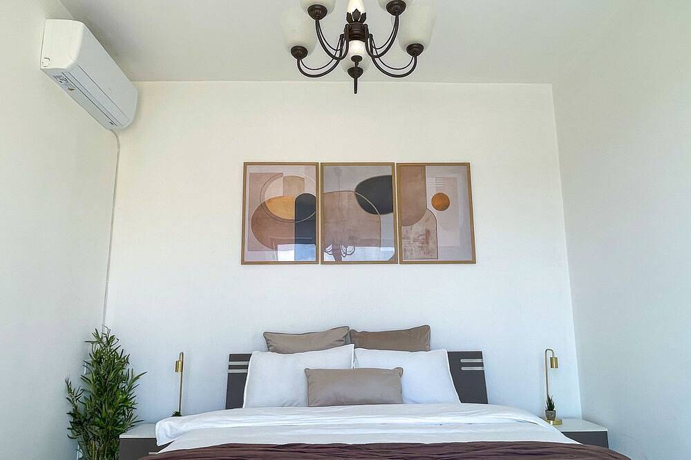 Ganze Wohnung, Penthouse with Xlendi Views & Two large Terraces in Fontana, Gozo