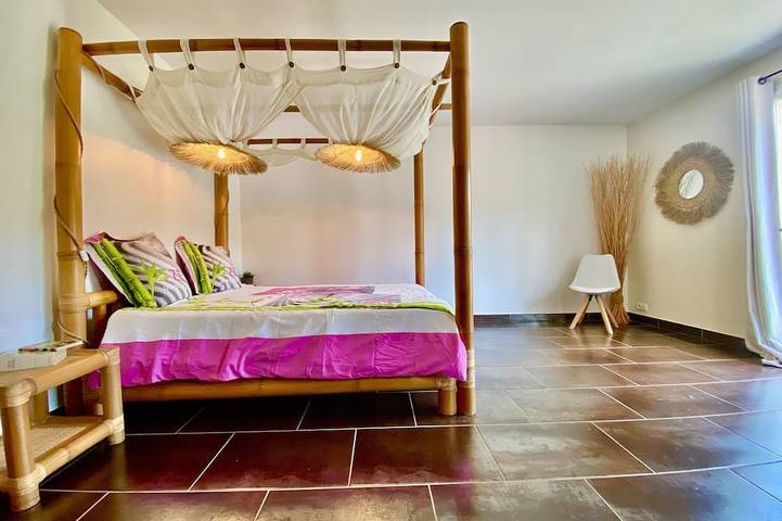 Location de vacances pour 8 personnes, avec jardin, animaux acceptés à Néoules - 3