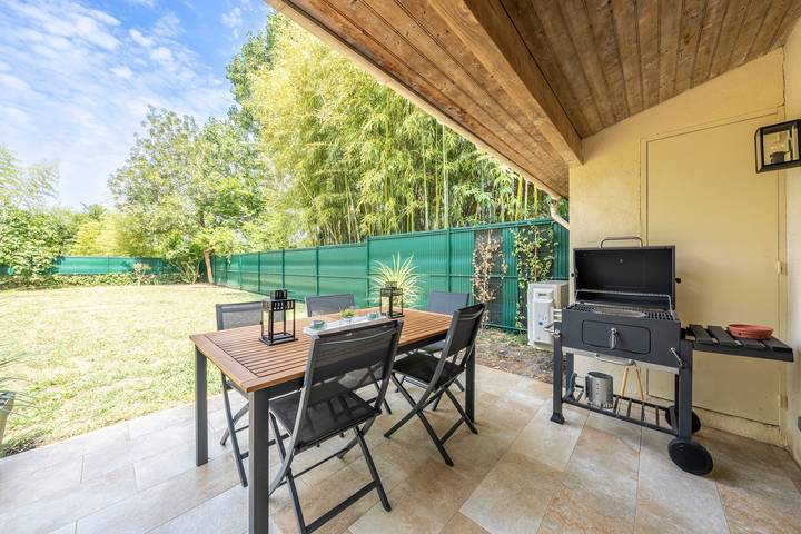 Location de vacances pour 6 personnes, avec jardin et terrasse à Sainte-Terre - 4