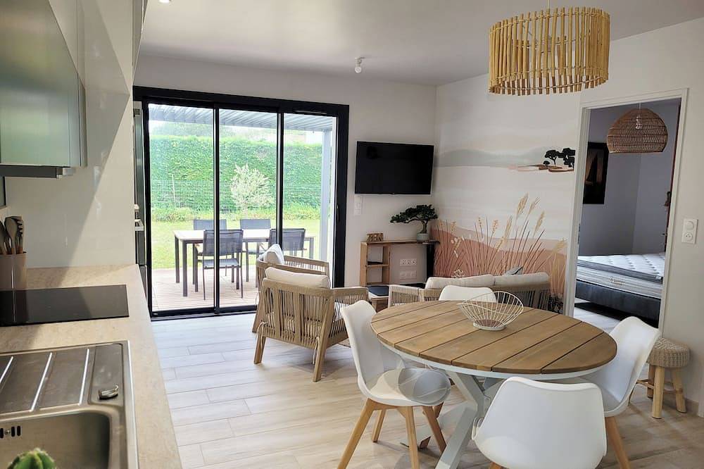 Villa Øbréa - F3 new with all comforts + garden, close to beach and market in La Brée-les-Bains, Côte de Beauté
