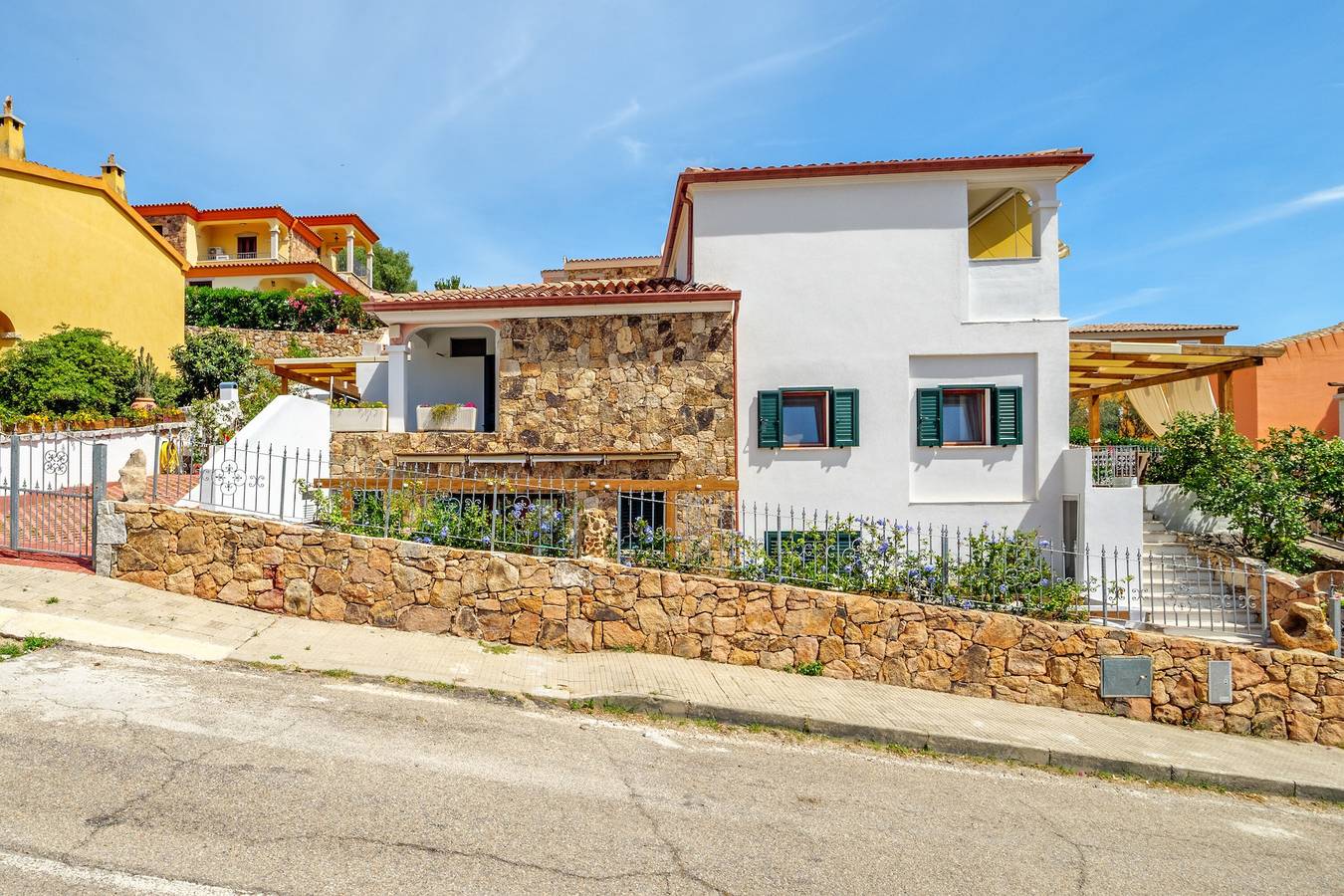 Appartamento intero, Appartamento 'Giardinelli' con Giardino Privato, Wi-Fi e Aria Condizionata in Budoni, Olbia-Tempio