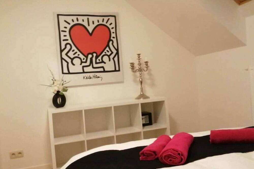 Geheel appartement, Luxury pop art suite in Jumet, Charleroi