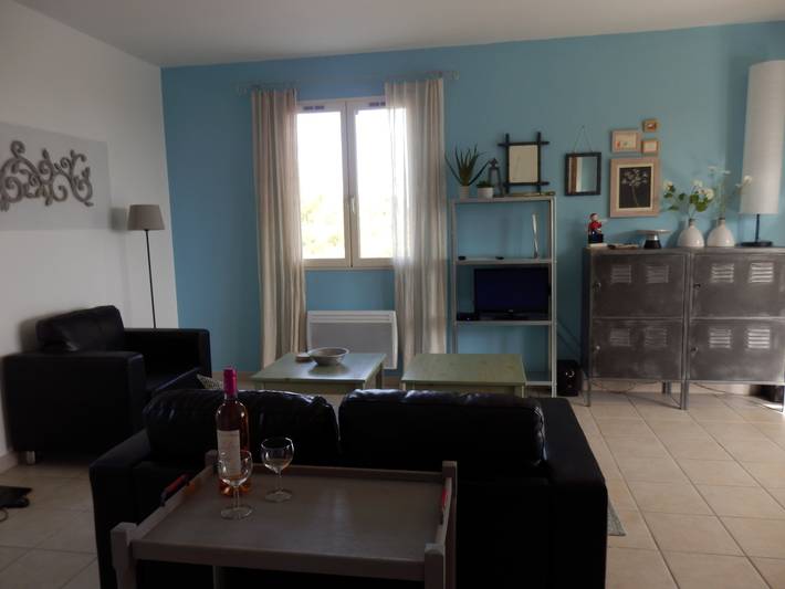 Gîte pour 2 personnes, avec Piscine à Siran - 3