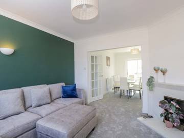 Gîte pour 8 personnes, avec jardin à Bath