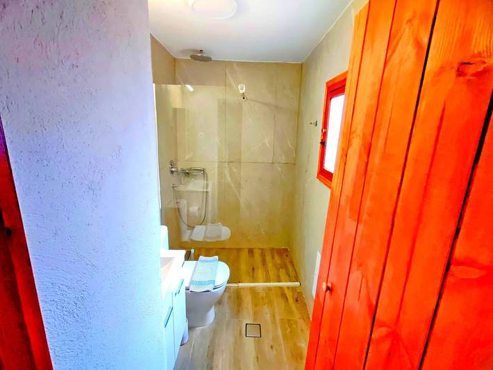 Casa de vacaciones para 4 personas, con balcón además de jardín y vistas al mar - 1