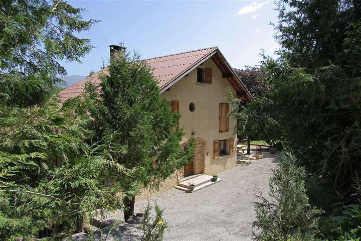 Gîte pour 15 personnes, avec terrasse dans l' Isère - 4