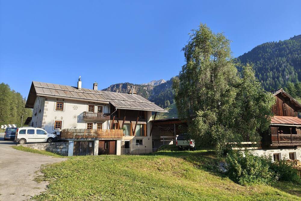 Ganze Wohnung, Ferienwohnung/App. für 6 Gäste mit 126m² in Tschierv in Tschierv, Val Müstair