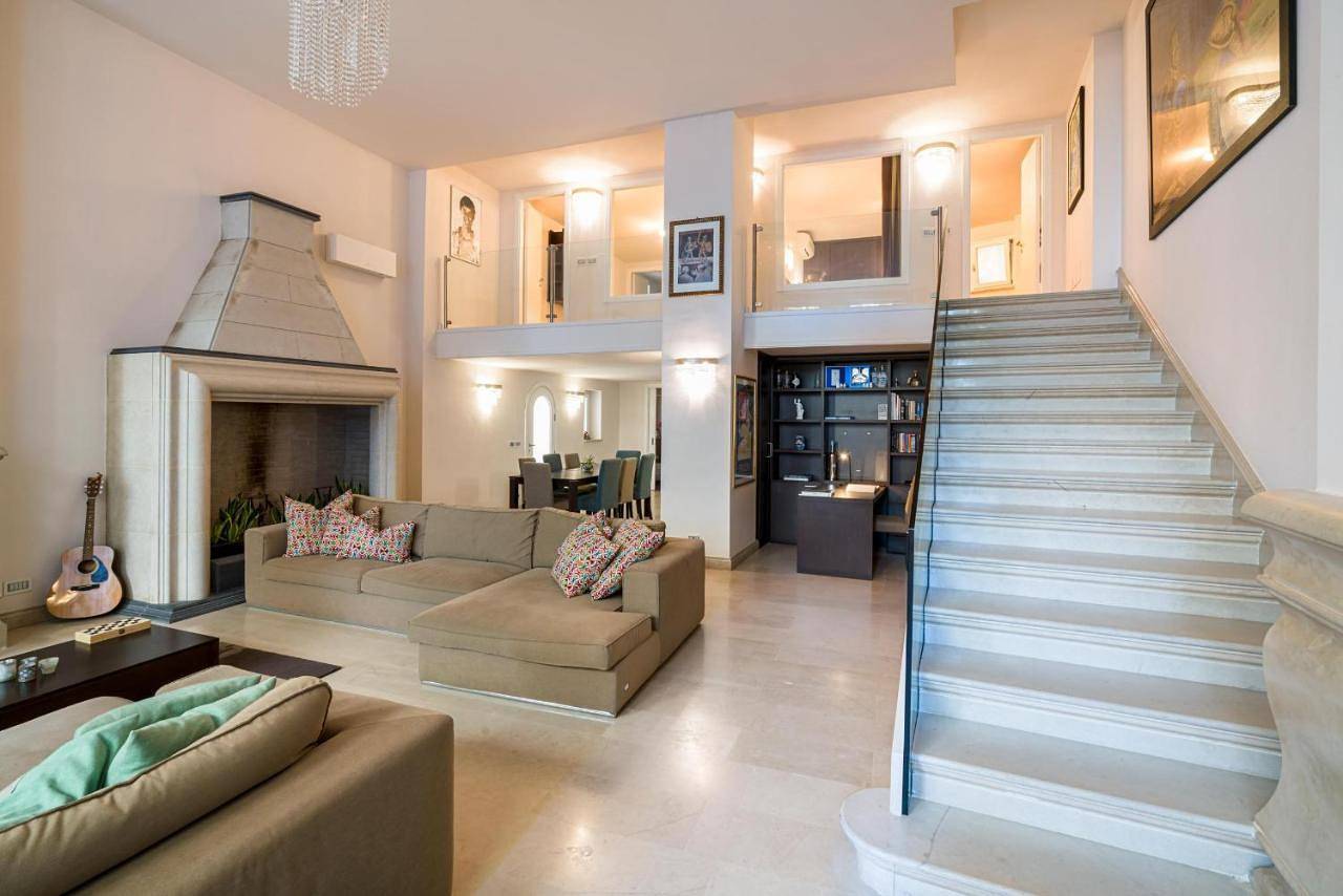 Atelier Taormina spacious guesthouse with pool in Taormina, Messina Province
