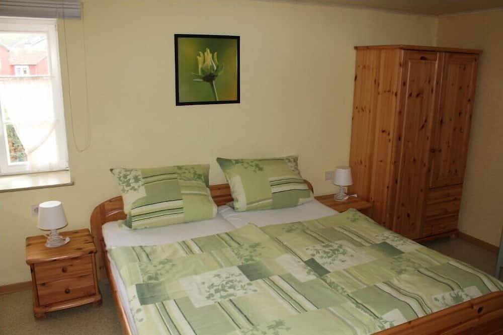 Ehemaliger Bauernhof! Wandern und Fahrrad fahren im Herzen der Eifel in Waxweiler, Eifelkreis Bitburg-Prüm