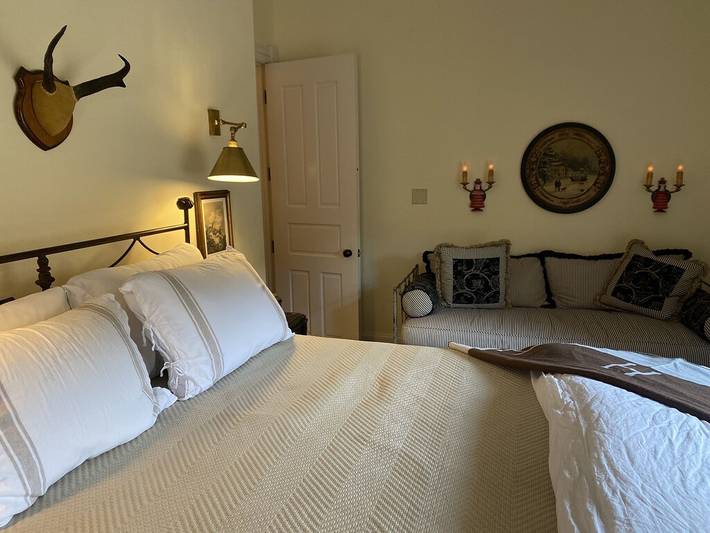 Vacation rental for 4 people, with sauna and hot tub as well as balcony in Vail