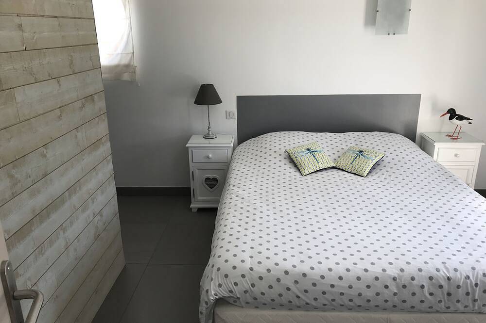 Beautiful Sea View House. Close To The Beach and coastal paths in Primelin, Côte de Cornouaille