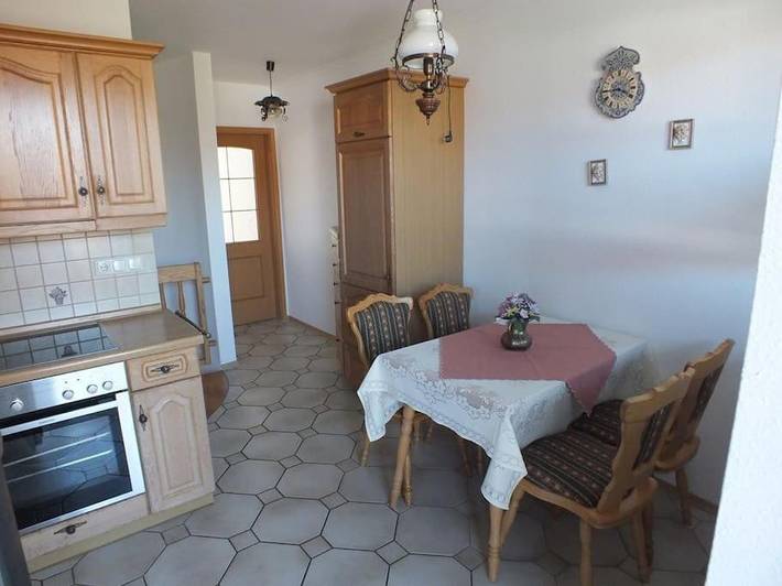 Ferienwohnung für 4 Personen, mit Balkon und Terrasse sowie Garten und Ausblick in Wieskirche - 3