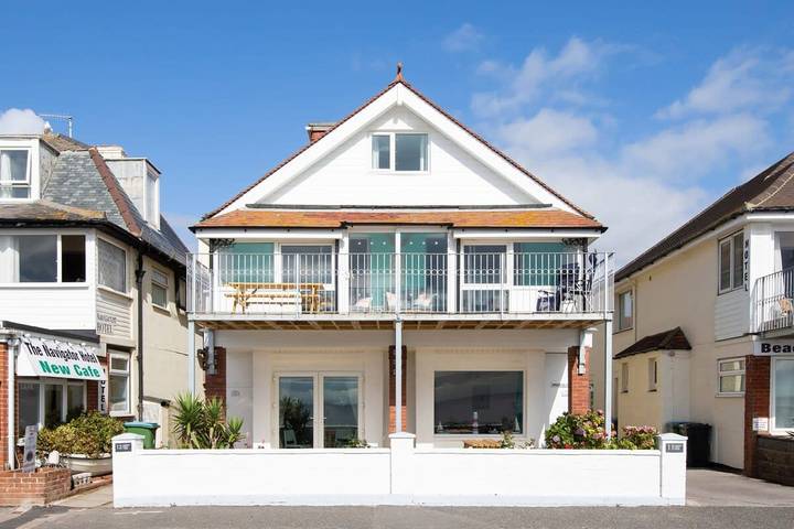Holiday rental for 16 people, with Ocean view and Garden in Bognor Regis
