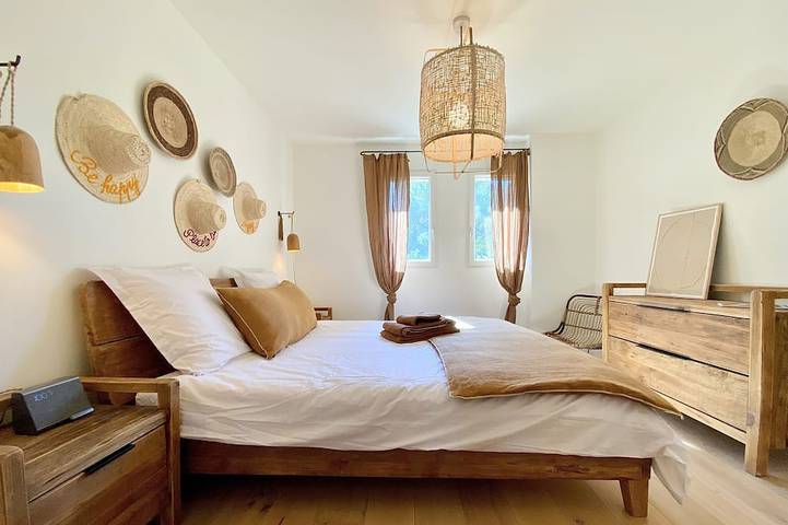 Gîte pour 10 personnes, avec jardin à Murs - 4