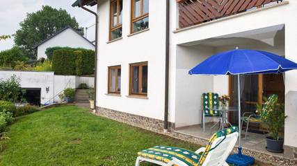Ferienwohnung für 4 Personen, mit Garten und Balkon in Merzig