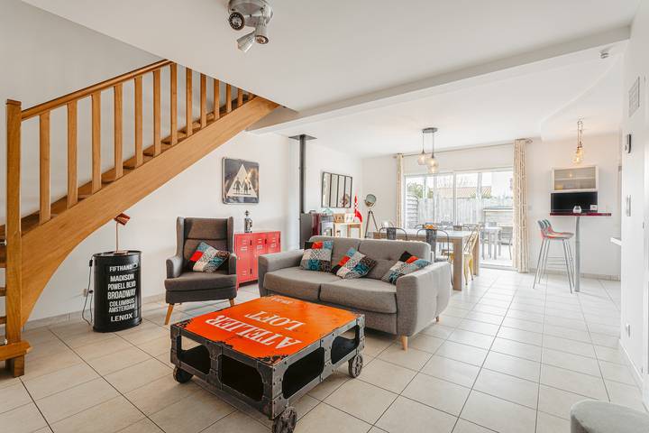 Holiday Home “Entre Plage et Marais” with Private Terrace and Wi-Fi