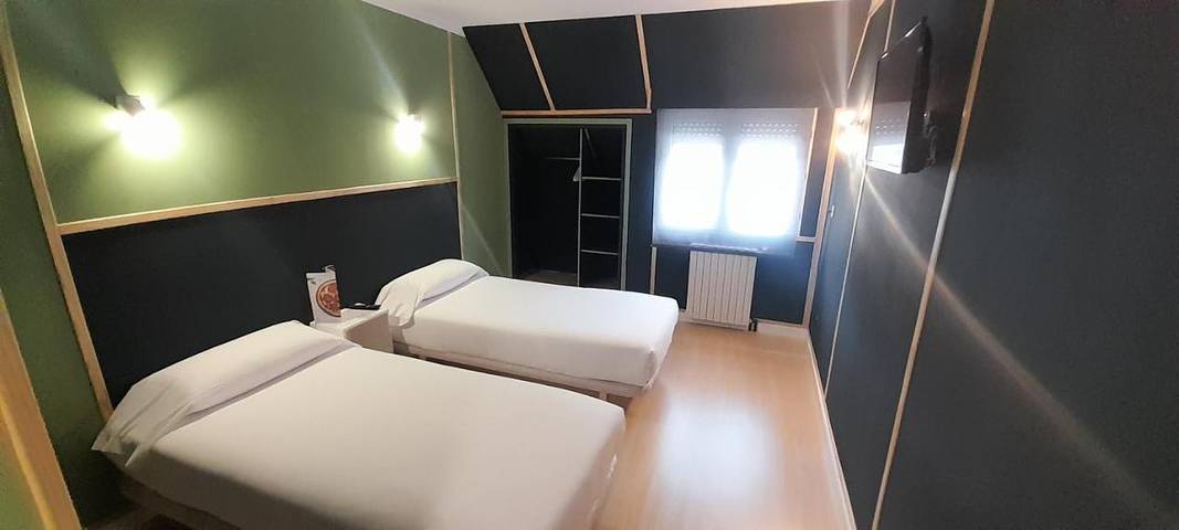 Hôtel pour 2 personnes, avec terrasse et vue, animaux acceptés - 1