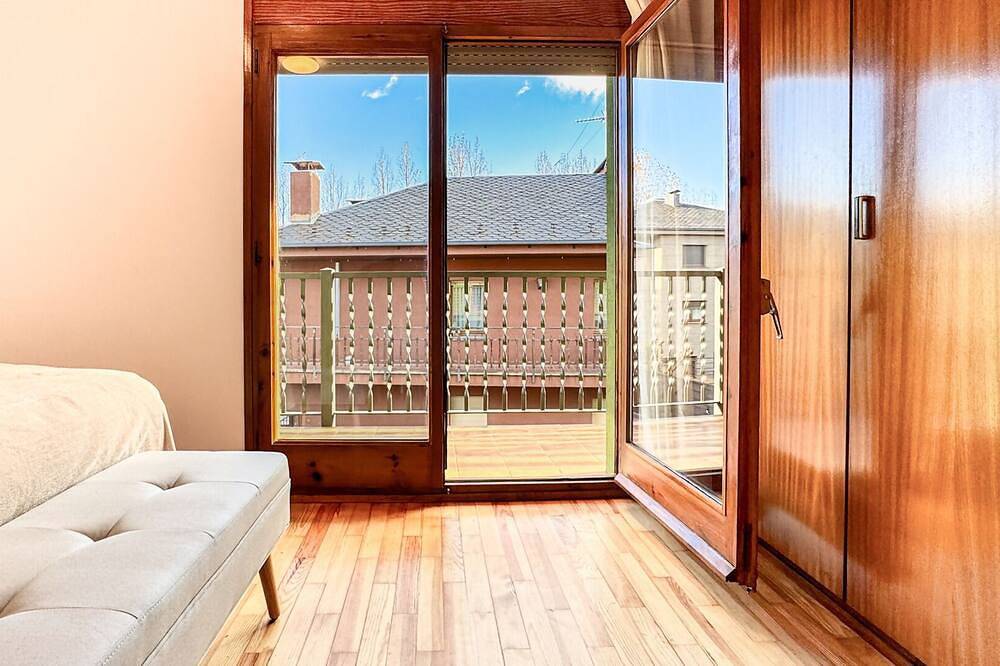 Entire apartment, Cal Batllia 2 in Puigcerdà, Catalan Pyrenees