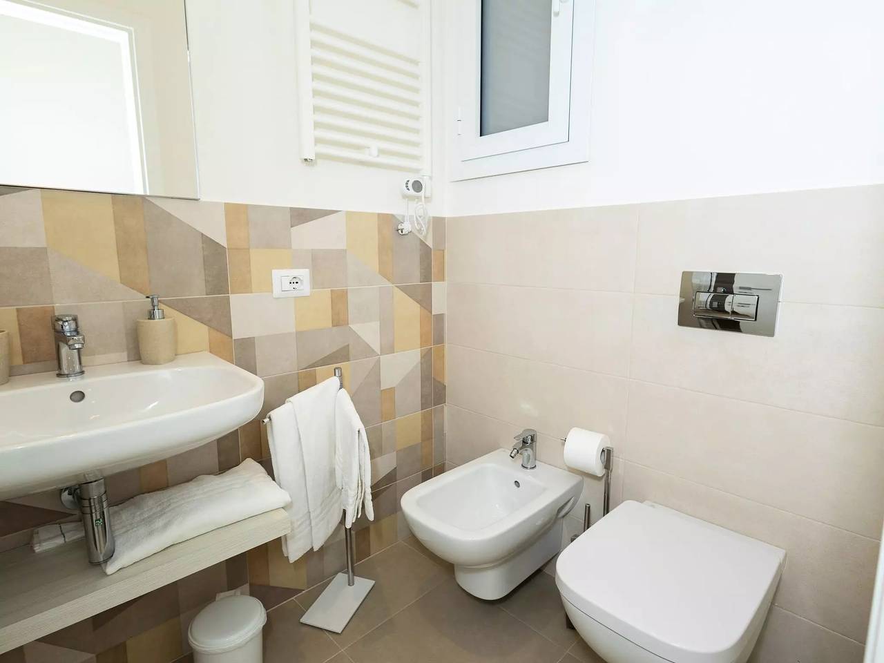 Apartamento entero, 5 estancias 6 personas in Scicli, Provincia de Ragusa