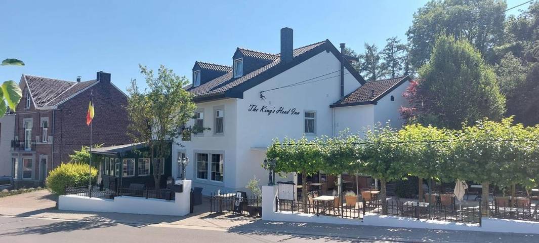 Hôtel pour 2 personnes, avec terrasse ainsi que jacuzzi et sauna