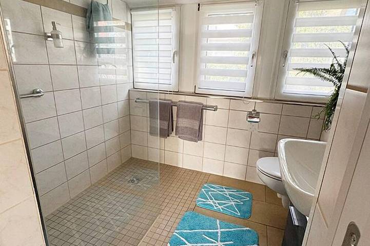 Ferienwohnung für 2 Personen, mit Balkon und Garten in Frickenhausen am Main