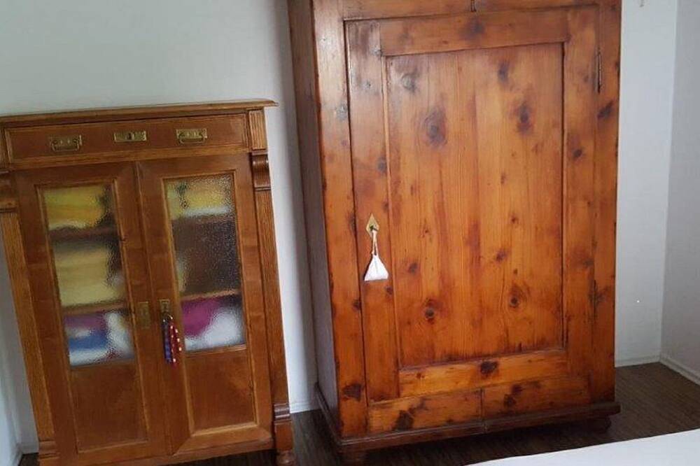 Ganze Wohnung, Ferienwohnung Schneider - Ferienwohnung im Grünen in Niederweimar, Weimar (Lahn)