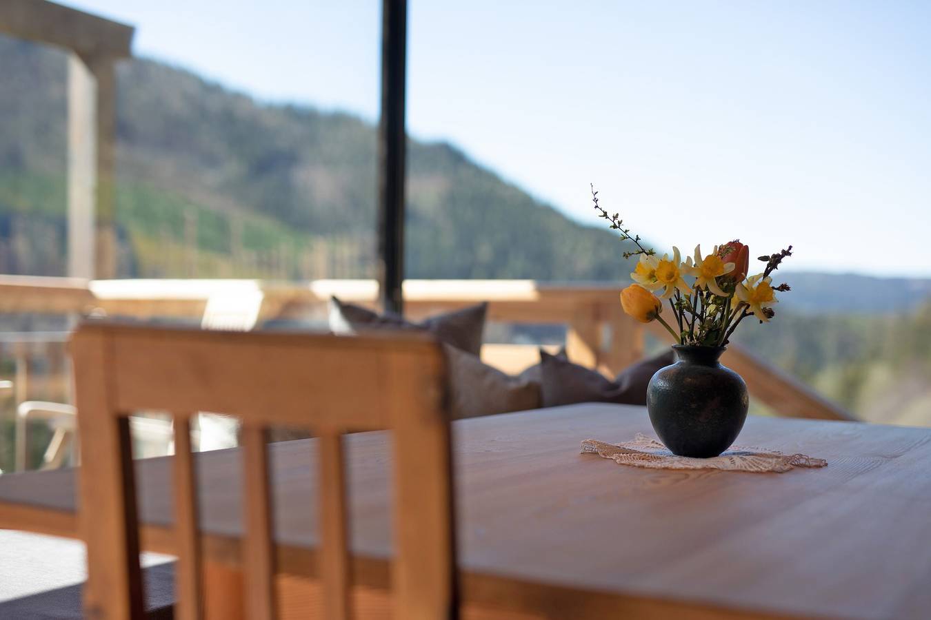 Appartamento intero, Appartamento di vacanza "Pitschlhof Apt Zirbe" con vista sulle montagne e terrazza privata in Redagno, Aldino