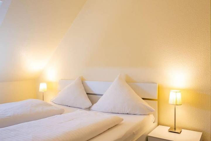 Ferienpark für 5 Personen, mit Balkon/Terrasse und Sauna in der Eifel - 3