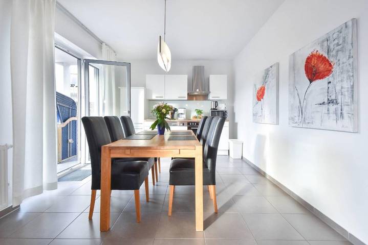Ferienwohnung für 4 Personen, mit Terrasse und Garten sowie Seeblick in Korswandt - 2
