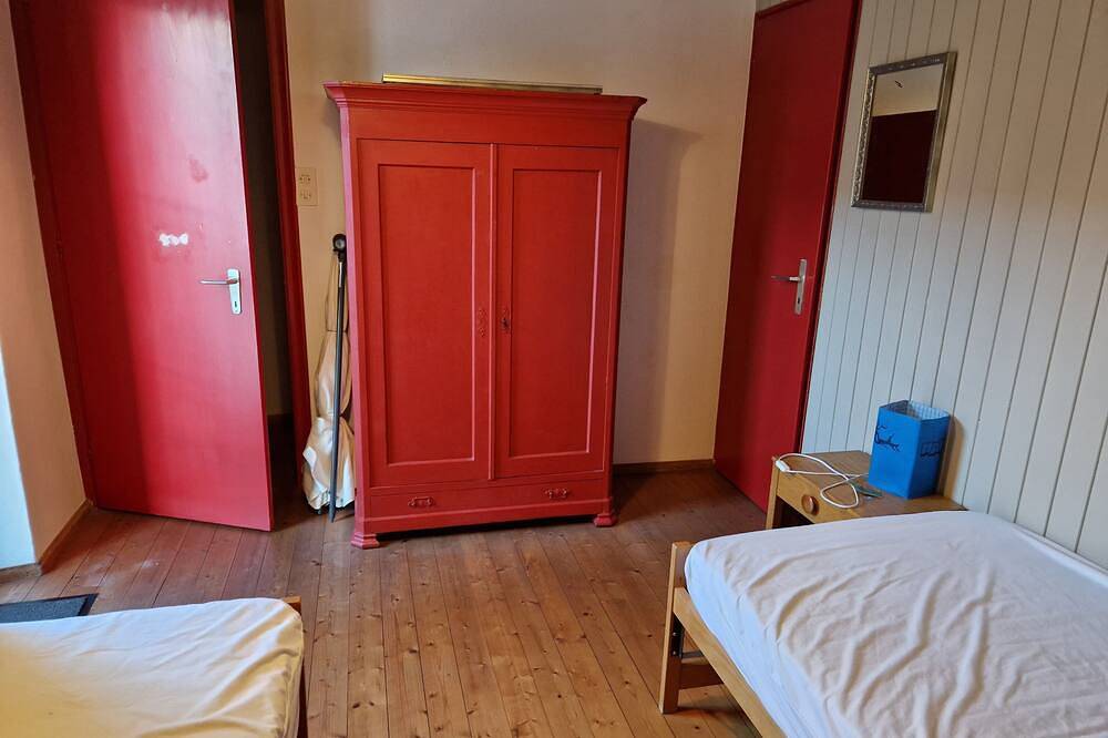 Rustico im alten alten Dorf von Gerra in Gambarogno, Lago Maggiore (Schweiz)