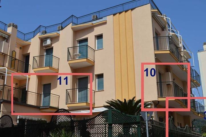 Apartamento entero, Interior 3 - Apartamento de dos habitaciones a 50 m. desde el mar, accesible para usuarios de sillas de ruedas in Laigueglia, Riviera di Ponente