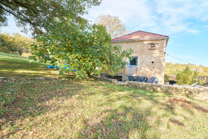 Maison de campagne pour 4 personnes, avec jardin à Saint-Cernin-de-l'Herm - 3