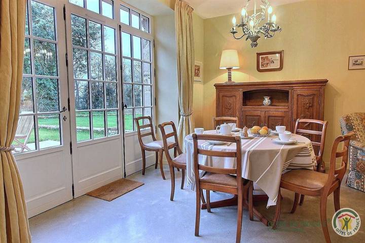 Gîte pour 4 personnes, avec terrasse et jardin à Lamballe - 3