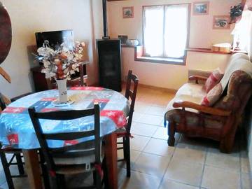 Gîte pour 3 personnes à Savignac-les-Ormeaux