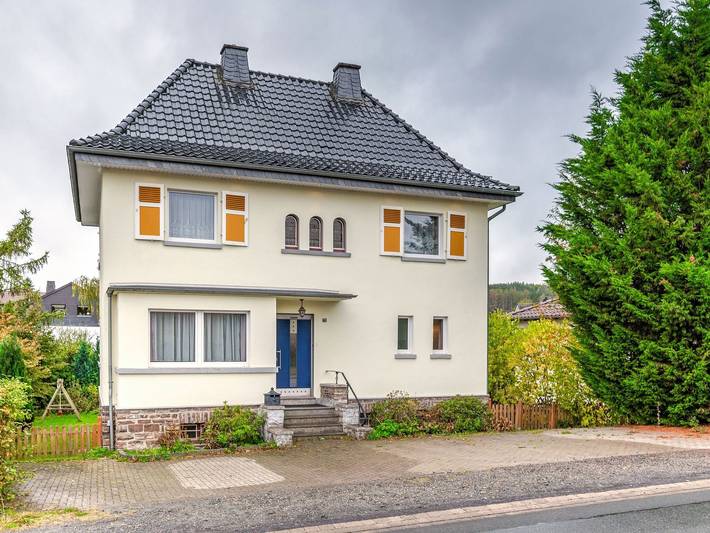 Villa für 16 Personen, mit Terrasse und Garten in Medebach
