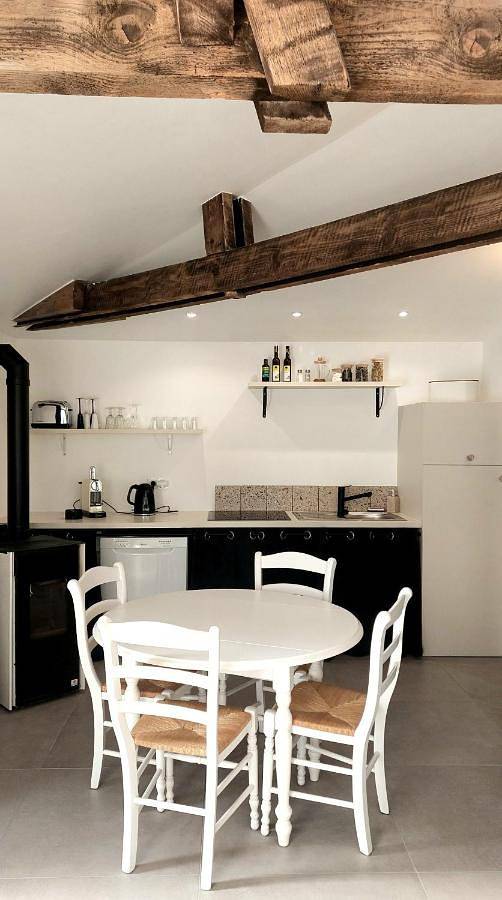 Appartement de vacances pour 2 personnes, avec jardin ainsi que terrasse et vue en Charente - 2