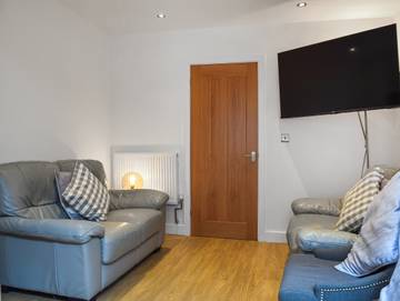 Holiday Rental for 6 People in Merseyside, Photo 2